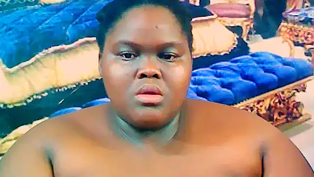 Snapshot of EbonyHotBuns chatting on 03/14/25, 05:46 EbonyHotBuns online show from 03/14/25, 05:46