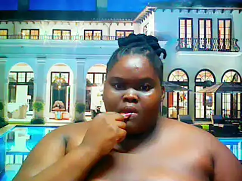 Snapshot of EbonyHotBuns chatting on 03/22/25, 12:39 EbonyHotBuns online show from 03/22/25, 12:39