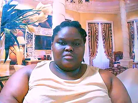 Snapshot of EbonyHotBuns chatting on 09/13/25, 09:14 EbonyHotBuns online show from 09/13/25, 09:14