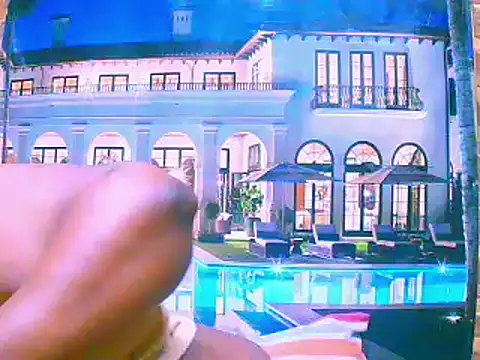 Snapshot of EbonyHotBuns chatting on 10/08/25, 05:38 EbonyHotBuns online show from 10/08/25, 05:38