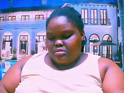 Snapshot of EbonyHotBuns chatting on 10/10/25, 05:28 EbonyHotBuns online show from 10/10/25, 05:28