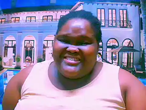 Snapshot of EbonyHotBuns chatting on 10/13/25, 06:35 EbonyHotBuns online show from 10/13/25, 06:35