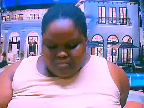 Snapshot of EbonyHotBuns chatting on 10/22/25, 06:46 EbonyHotBuns online show from 10/22/25, 06:46