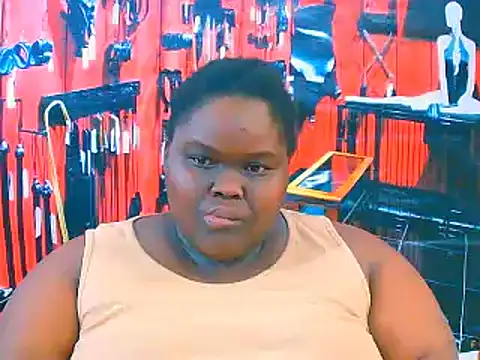 Snapshot of EbonyHotBuns chatting on 11/01/25, 10:06 EbonyHotBuns online show from 11/01/25, 10:06