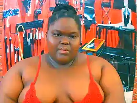 Snapshot of EbonyHotBuns chatting on 11/15/25, 09:11 EbonyHotBuns online show from 11/15/25, 09:11