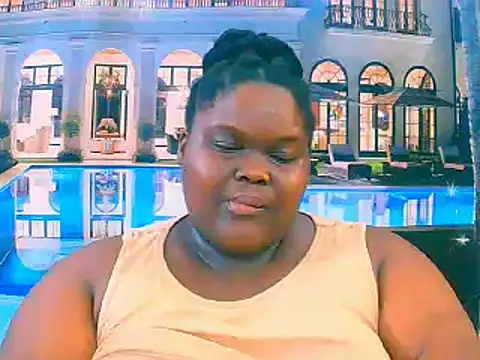 Snapshot of EbonyHotBuns chatting on 11/28/25, 08:00 EbonyHotBuns online show from 11/28/25, 08:00