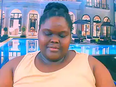 Snapshot of EbonyHotBuns chatting on 11/30/25, 10:03 EbonyHotBuns online show from 11/30/25, 10:03