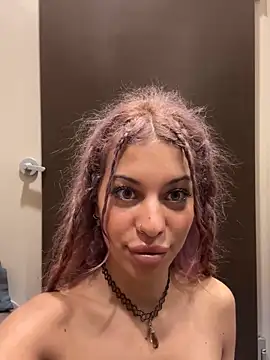 Snapshot of AlyssaHottv_ chatting on 02/03/25, 03:06 AlyssaHottv online show from 02/03/25, 03:06