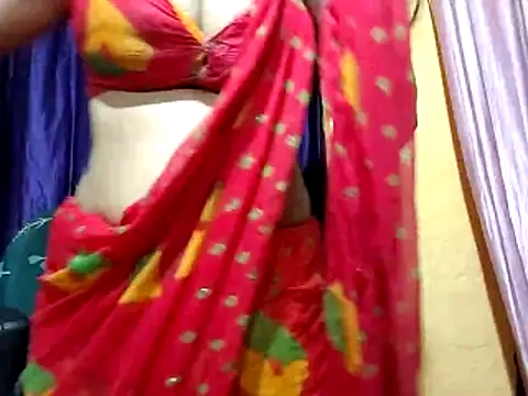 poojaxxx65 online show from 02/22/26, 11:14