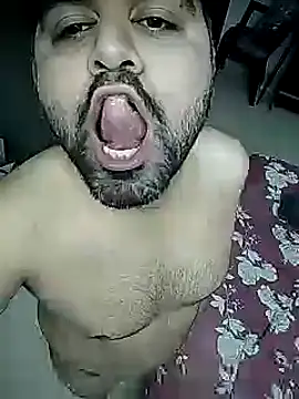 Snapshot of Happyman300 chatting on 11/10/25, 10:09 Happyman300 online show from 11/10/25, 10:09