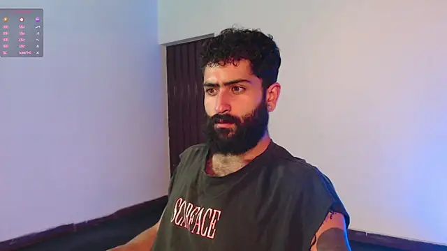 Snapshot of Drogamma chatting on 01/05/25, 01:13 Drogamma online show from 01/05/25, 01:13