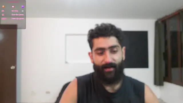 Snapshot of Drogamma chatting on 02/16/25, 01:58 Drogamma online show from 02/16/25, 01:58