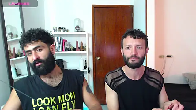 Snapshot of Drogamma chatting on 03/17/25, 11:54 Drogamma online show from 03/17/25, 11:54