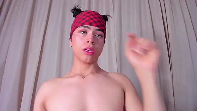 Snapshot of Little_michell chatting on 02/03/25, 11:09 Little michell online show from 02/03/25, 11:09