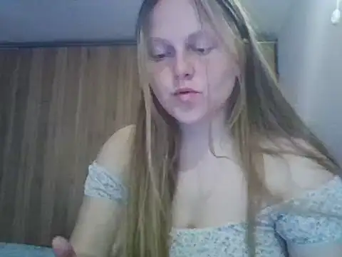 Evasapples online show from 03/05/25, 04:13