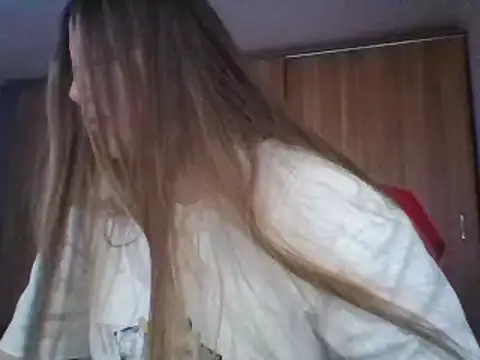 Evasapples online show from 03/20/25, 06:42