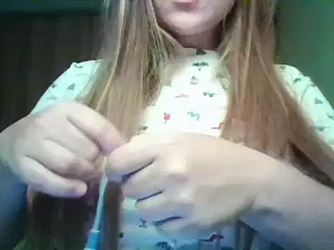 Evasapples online show from 10/18/25, 09:37