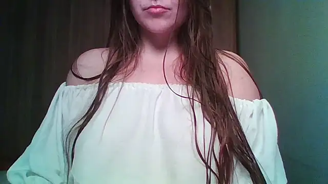 Snapshot of Evasapples chatting on 05/09/26, 12:32 Evasapples online show from 05/09/26, 12:32