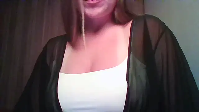 Snapshot of Evasapples chatting on 05/27/26, 04:59 Evasapples online show from 05/27/26, 04:59