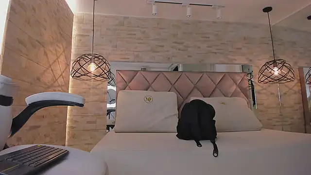 dorothy vegga online show from 01/18/25, 09:45