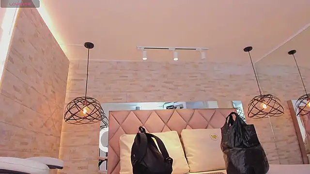 Snapshot of dorothy_vegga chatting on 02/25/25, 02:58 dorothy vegga online show from 02/25/25, 02:58