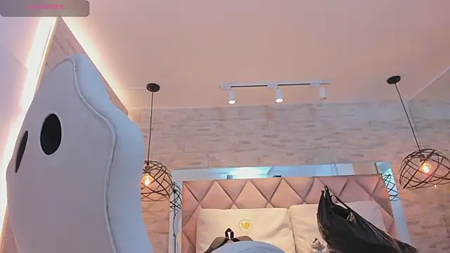 Snapshot of dorothy_vegga chatting on 03/04/25, 03:22 dorothy vegga online show from 03/04/25, 03:22