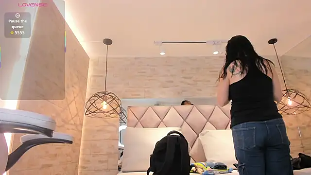 Snapshot of dorothy_vegga chatting on 10/09/25, 03:37 dorothy vegga online show from 10/09/25, 03:37