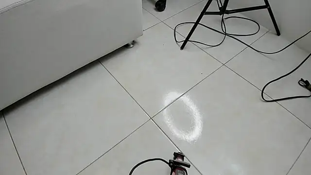 Snapshot of dorothy_vegga chatting on 12/18/25, 02:50 dorothy vegga online show from 12/18/25, 02:50