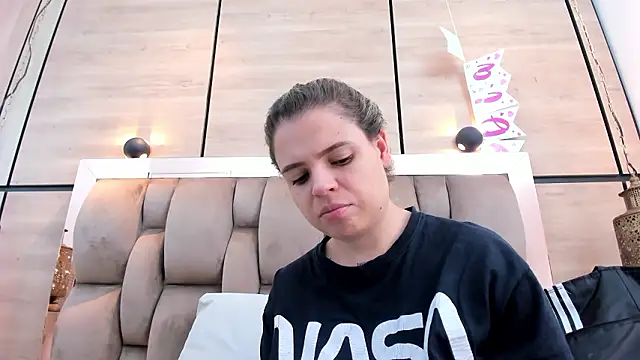 dorothy vegga online show from 02/20/26, 03:14