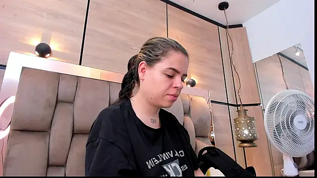 dorothy vegga online show from 02/24/26, 02:53