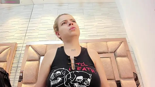 dorothy vegga online show from 04/10/26, 03:56