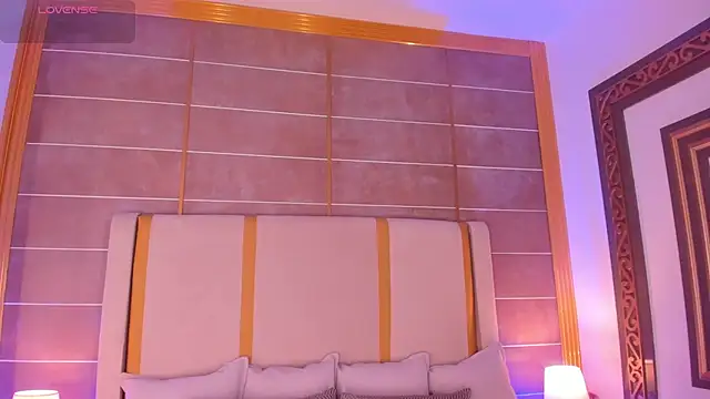 Snapshot of AbigailCarter chatting on 10/09/25, 11:36 AbigailCarter online show from 10/09/25, 11:36