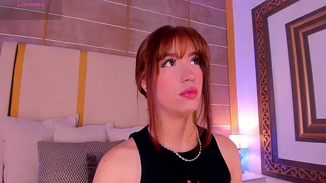 Snapshot of AbigailCarter chatting on 11/20/25, 11:37 AbigailCarter online show from 11/20/25, 11:37