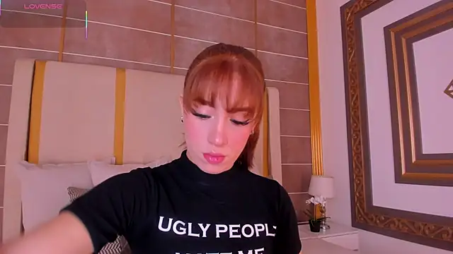 Snapshot of AbigailCarter chatting on 11/23/25, 11:26 AbigailCarter online show from 11/23/25, 11:26