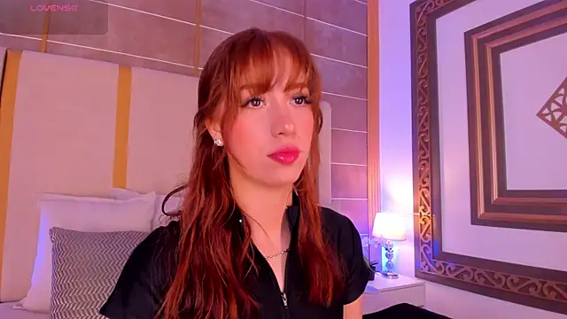 Snapshot of AbigailCarter chatting on 11/24/25, 11:37 AbigailCarter online show from 11/24/25, 11:37