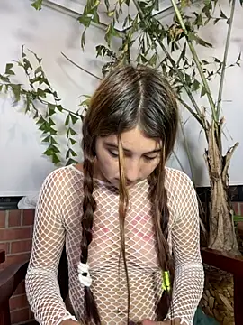 Matilda russoo online show from 10/12/25, 02:10