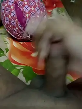 Snapshot of akash125800 chatting on 02/03/25, 05:18 akash125800 online show from 02/03/25, 05:18