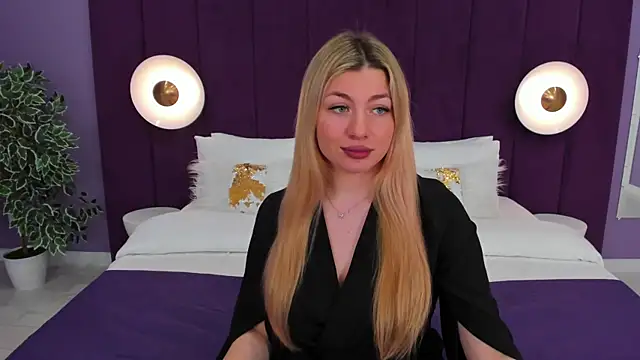 HelenaMorgan online show from 03/08/25, 06:10