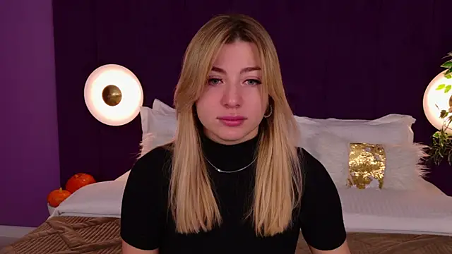 HelenaMorgan online show from 10/16/25, 03:07