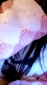 Snapshot of Maysae-Sex chatting on 12/23/24, 11:39 Maysae-Sex online show from 12/23/24, 11:39