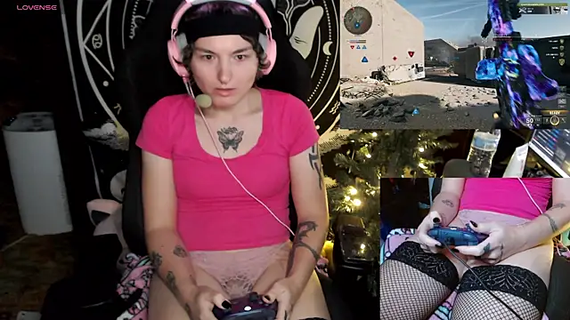 BrandiWRLD 999 online show from 12/18/24, 03:15