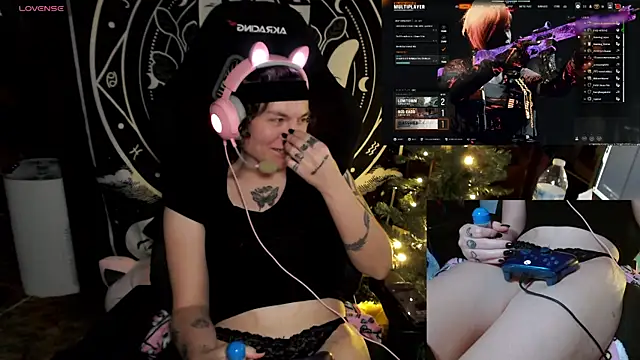 BrandiWRLD 999 online show from 12/19/24, 02:23