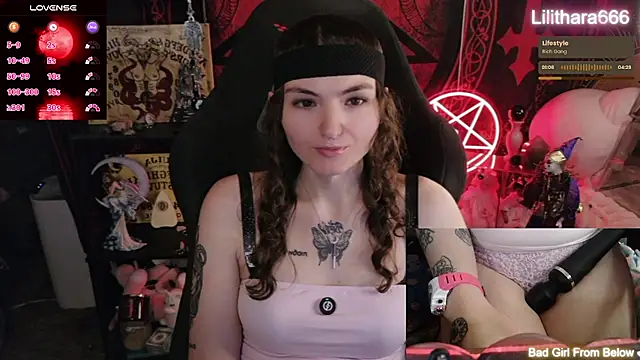 BrandiWRLD 999 online show from 07/12/26, 05:04