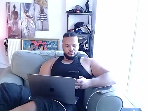 Snapshot of 1LordKingsley chatting on 06/16/26, 03:31 1LordKingsley online show from 06/16/26, 03:31
