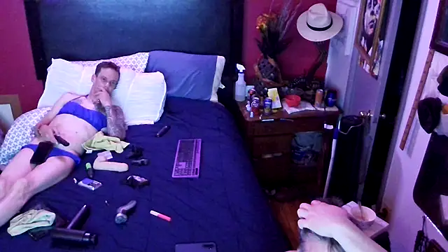 mickdenim online show from 04/04/26, 10:24
