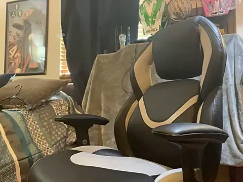 slutty guy12 online show from 02/03/25, 08:24