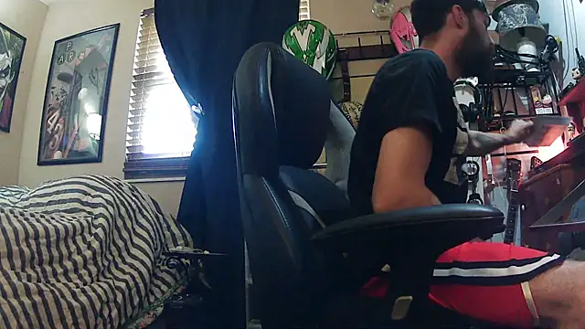 slutty guy12 online show from 02/13/25, 07:42