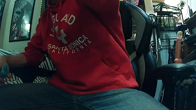 slutty guy12 online show from 02/17/25, 09:19