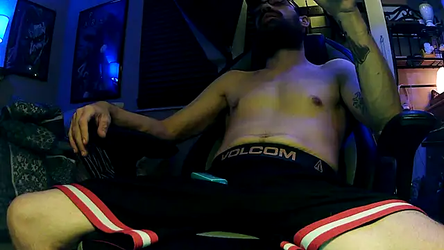 slutty guy12 online show from 02/28/25, 04:54