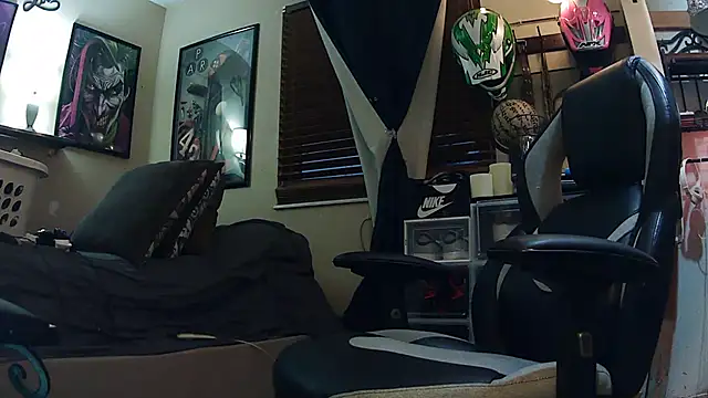 slutty guy12 online show from 03/06/25, 12:10